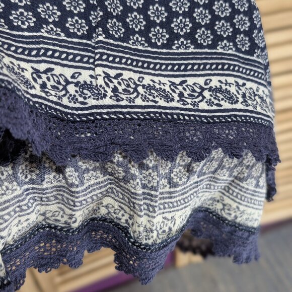 Westport Bohemian Blue and White Maxi Skirt Size 1X - Picture 5 of 7